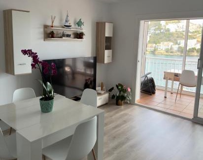 Almadraba-Canyelles Apartment | Apartamento Canyelles playa