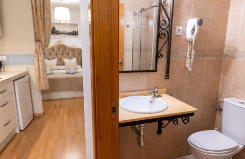 La Goleta Apartment | Apartamento Carreteria - Muro Medieval