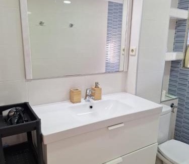 San Blas-Canillejas Apartment | Apartamento cercano a IFEMA, Aeropuerto, Clinica Universitaria Navarra y Civitas Metropolitano