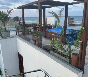 Flecheiras Apartment | Apartamento Chique frente ao mar