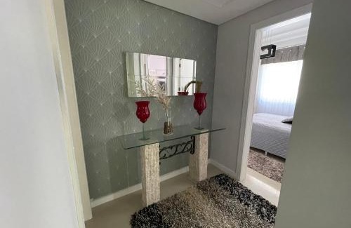 Andorinha Apartment | Apartamento com 3 suítes a 300 metros da praia