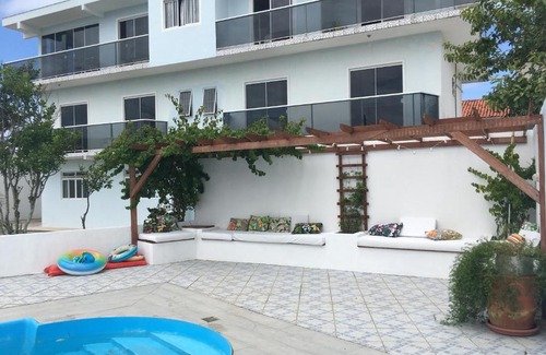 Ingleses do Rio Vermelho Apartment | Apartamento com Piscina Perto da Praia