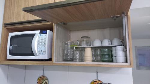 Indaia Apartment | Apartamento com Suíte em Bertioga Indaiá 150 metros da Praia
