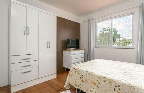 Cachoeira do Bom Jesus Apartment | Apartamento com varanda