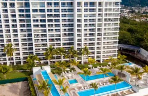 Las Glorias Apartment | Apartamento con Piscina Frente al Mar en Puerto Vallarta
