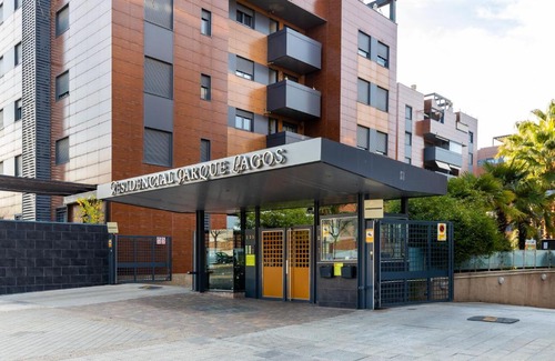 Figares Apartment | APARTAMENTO CRIS II,EMIR 1-PISCINA GYM & PARKING, parque de las ciencias