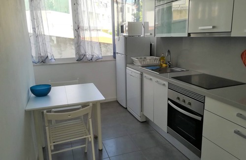 Cova da Piedade Apartment | Apartamento de Férias, AL - Fundação, em Almada