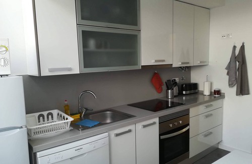 Cova da Piedade Apartment | Apartamento de Férias, AL - Fundação, em Almada