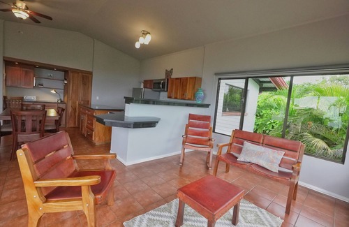 San Isidro House | Apartamento del Aracari - Top Level Apt with Gorgeous Views near SJO Airport