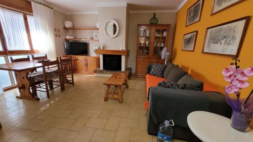 L'Escala Apartment | Apartamento Delacroix