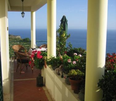 Arco da Calheta Apartment | Apartamento do Sol