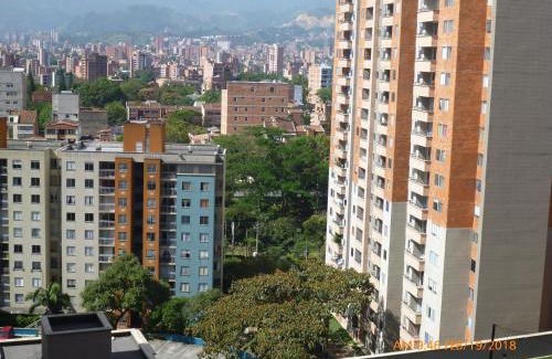 Robledo Apartment | Apartamento en colores y o cabaña hermosa