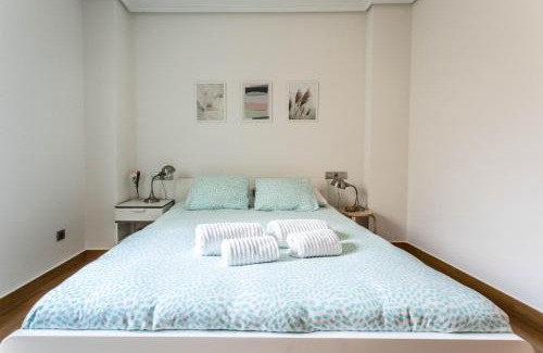 La Coruna Apartment | APARTAMENTO EN PRIMERA LINEA DE PLAYA RiAZOR