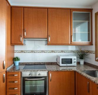 La Coruna Apartment | APARTAMENTO EN PRIMERA LINEA DE PLAYA RiAZOR
