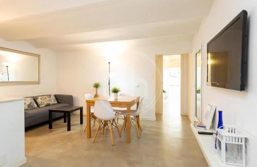 L'Antiga Esquerra de l'Eixample Apartment | Apartamento en Villarroel