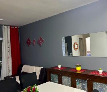 Vila Julia Apartment | Apartamento Enseada Villa Di Fiori com piscina