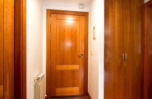 Figares Apartment | Apartamento Fórum-Ciencias con Piscina, Gym & Parking