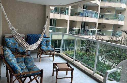 Recreio dos Bandeirantes Apartment | Apartamento frente mar e piscina