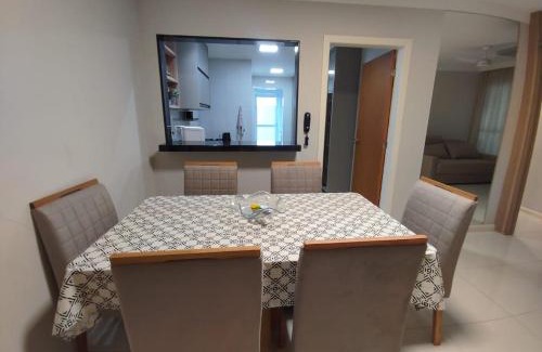 Muquicaba Apartment | Apartamento Garden 106 Praia do Morro na quadra da praia com ar condicionado em todos os quartos