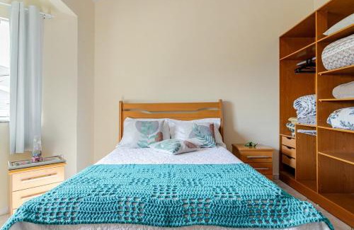 Carianos Apartment | Apartamento Grande e Climatizado em Florianópolis