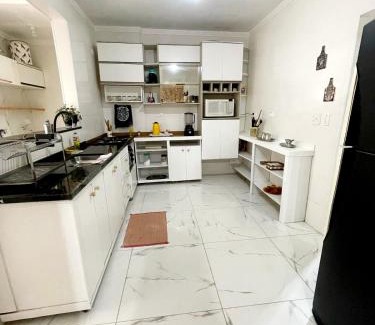 Caicara Apartment | Apartamento grande com piscina