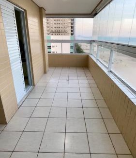 Jardim Imperador Apartment | Apartamento grande frente mar
