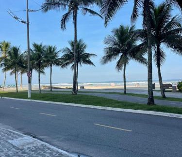 Jardim Imperador Apartment | Apartamento grande frente mar