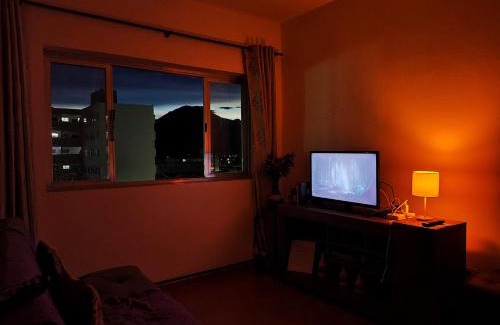 Centro Apartment | Apartamento inteiro em Peruíbe no centro, próx a praia