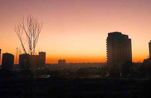Alto Umuarama Apartment | Apartamento inteiro próximo a Algar, Cargill, Aeroporto e UFU