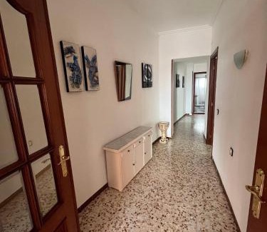 Marmolejo Apartment | Apartamento Juan XXIII