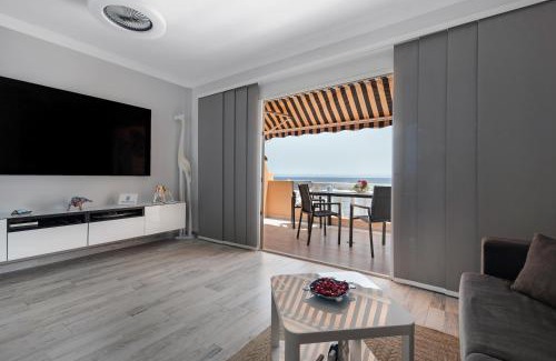 Candelaria Apartment | Apartamento junto al Mar