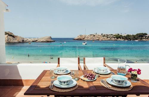 Arenal d'en Castell Apartment | Apartamento Las Golondrinas Arenal - Adults Only
