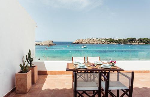 Arenal d'en Castell Apartment | Apartamento Las Golondrinas Arenal - Adults Only