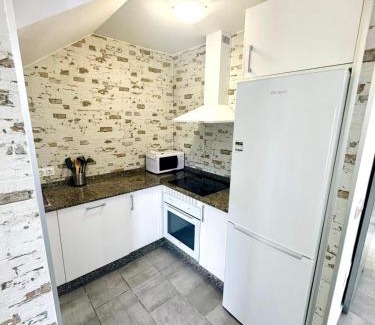 El Bosque Apartment | Apartamento La Zarza