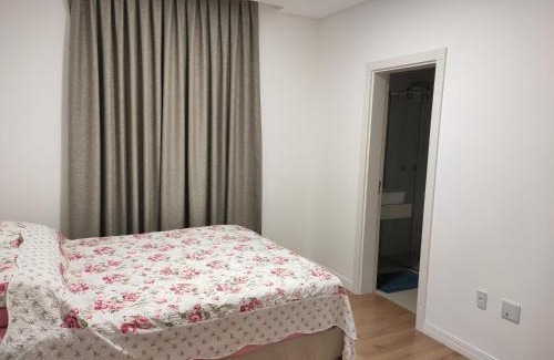 Castelo Branco Apartment | Apartamento luxo Meia Praia