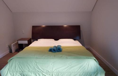 Tres Pinheiros Apartment | Apartamento Luxuoso Gramado