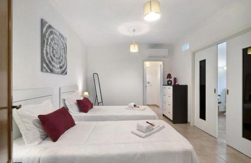 Correeira Apartment | Apartamento Manelito House by Sunyway