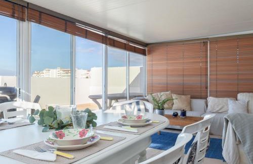 Patio Apartment | Apartamento Marina