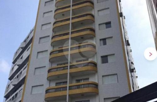 Sao Vicente Apartment | Apartamento mobiliado prédio frente ao mar