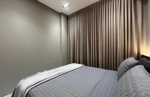 Morada do Ouro Apartment | Apartamento Moderno com Cozinha e Sala Confortável