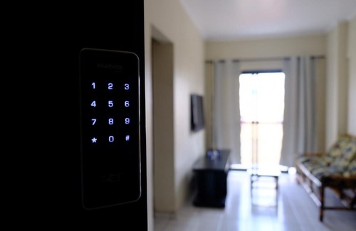Ocian Apartment | Apartamento na Ocian Mirim Wi-Fi Ar Condicionado Ambiente Familiar Ótima Localização 100 metros da praia