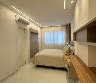 Andorinha Apartment | Apartamento no coração de Meia Praia, com 4 Suítes e 3 vagas de garagem