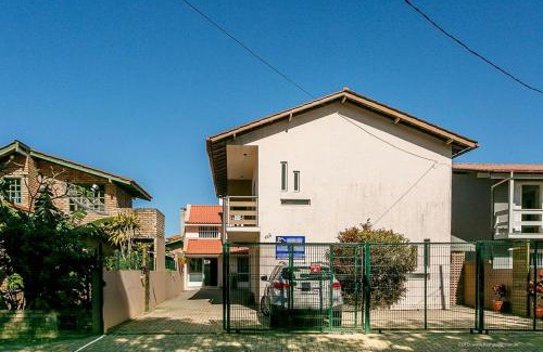 Barra da Lagoa House | Apartamento nota 10 na praia da Barra da Lagoa