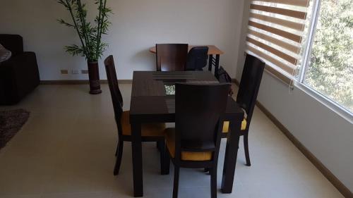 Antiguo Country Apartment | Apartamento Parque Virrey