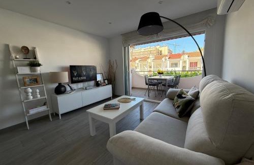Peniscola Apartment | Apartamento pegado al mar .
