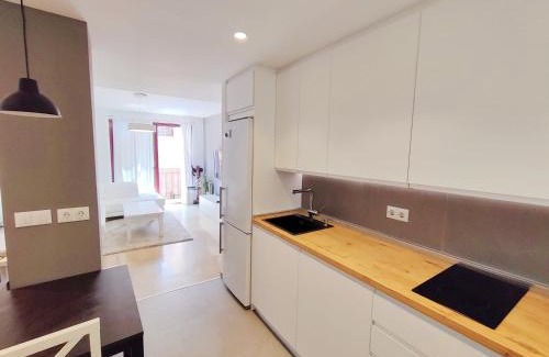 Figares Apartment | Apartamento, piscina y parking Granada Tico Medina