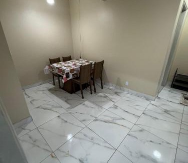 Tupi Apartment | Apartamento Praia Grande bem localizado
