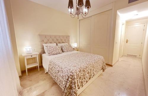 Estepona Apartment | Apartamento primera línea Estepona by ISA Hoteles