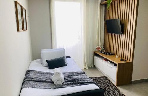 Foz do Iguacu Hotel | Apartamento prox. Ponte da Amizade para 4 pessoas com Ar