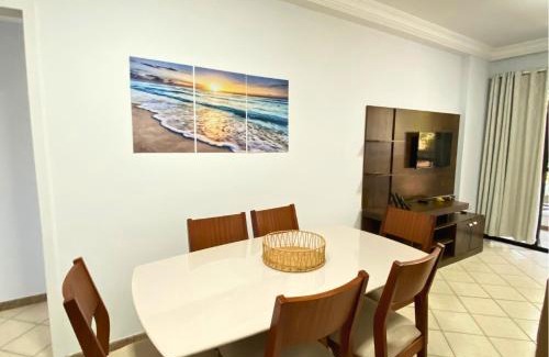 Anchieta Apartment | Apartamento recantoazul es Conforto Total a 50m do Mar Apartamento Recém-Reformado na Praia de Castelhanos, ES, para 7 Pessoas Aconchegante e Completo, com 3 Quartos e 1 Suíte